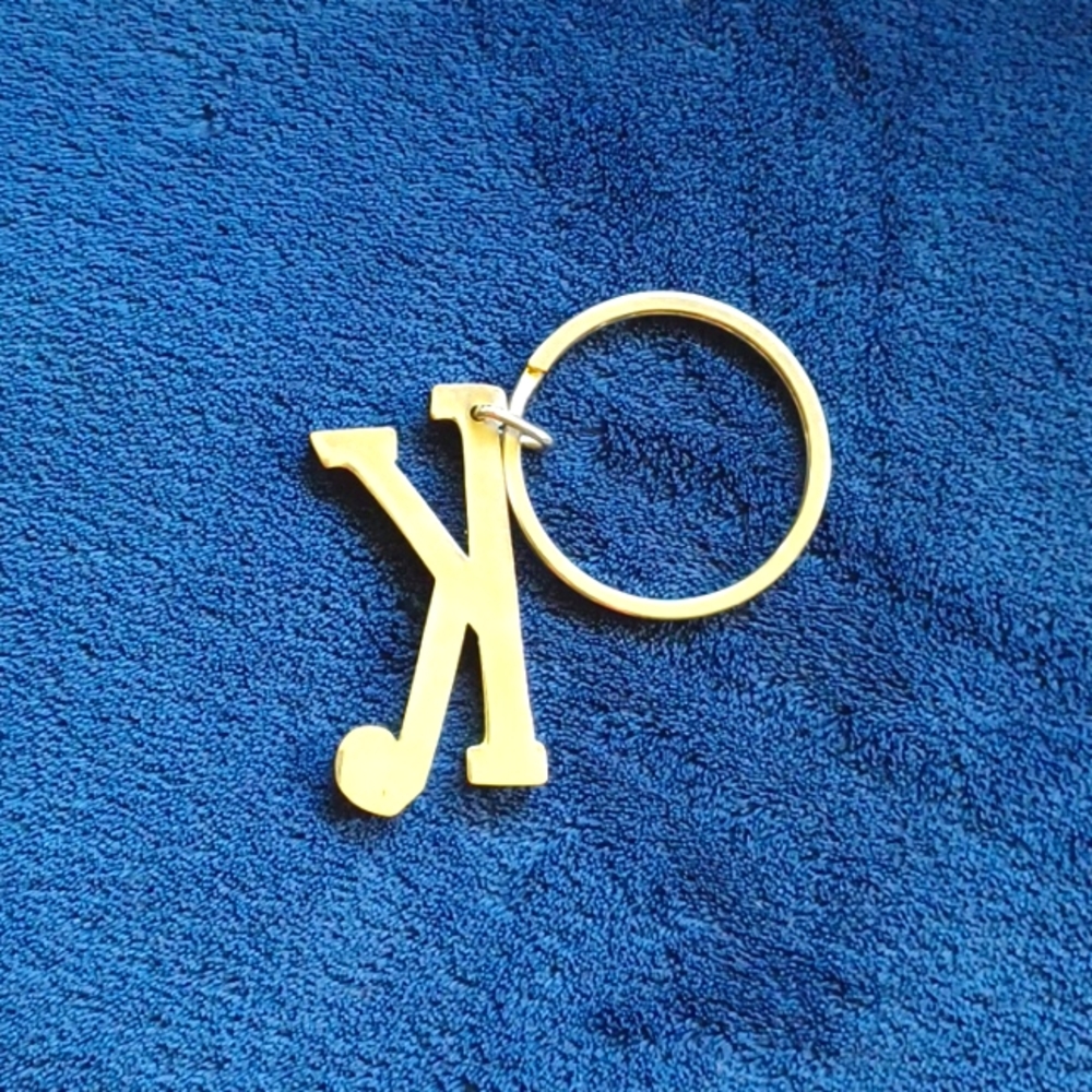 🥰 Letter "K" Keyring!🔑 - Picture 2 of 12